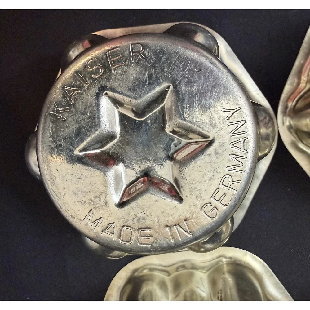Vintage Set Of 8 Kaiser‎ Baking Molds Jello Tarts Pastries Star Motif Germany
